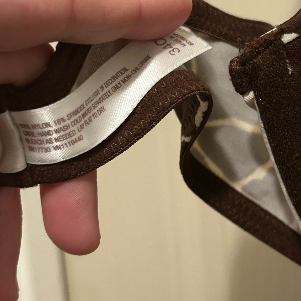 Gilligan & O'Malley Intimates Brown and White Giraffe Print Bra - 34 C - Picture 5 of 7